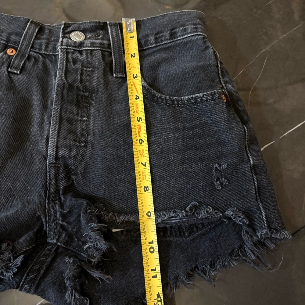 Levi's Premium 501 Women's Distressed Black Denim Cut-Off Shorts Button Fly - Picture 13 of 13